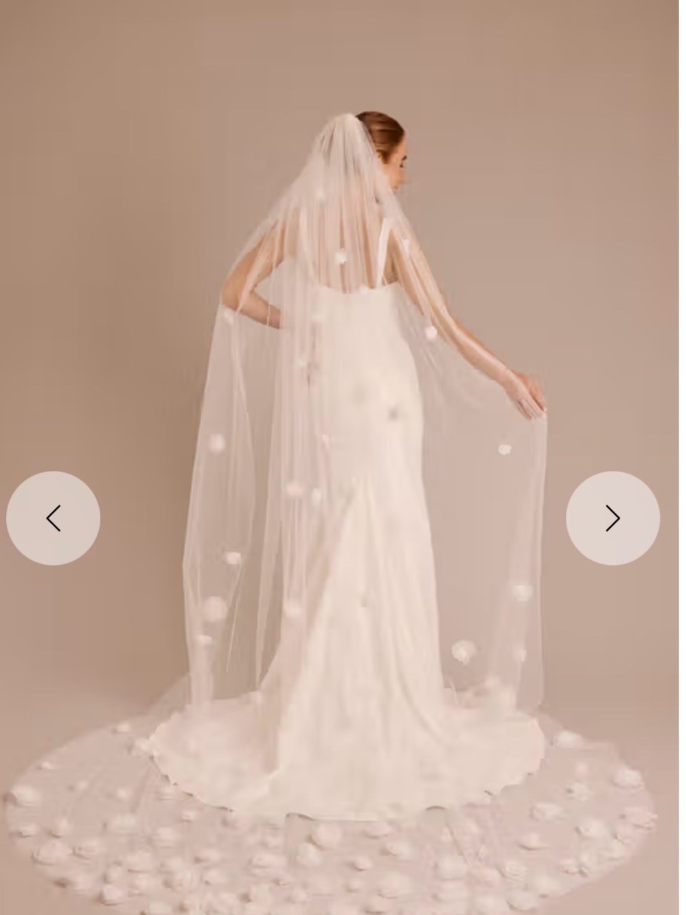 Scattered Organza Rosette Tulle Cathedral Veil